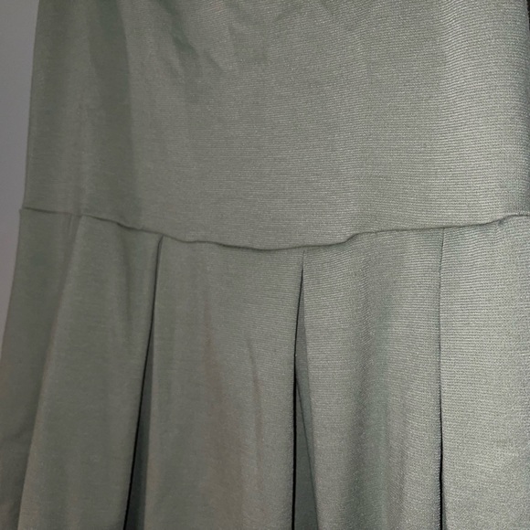 Altar’d State Sage Green Short Dress, Structured and gathered waist EUC small - Picture 11 of 16